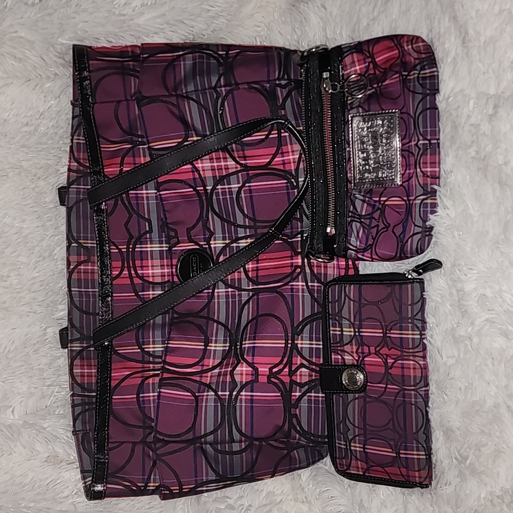 Coach 3pc set.